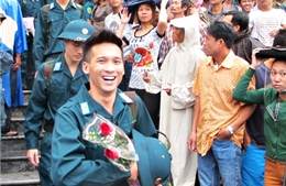 2.300 thanh niên Hà Nội lên đường nhập ngũ